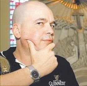 Padre Beto miring