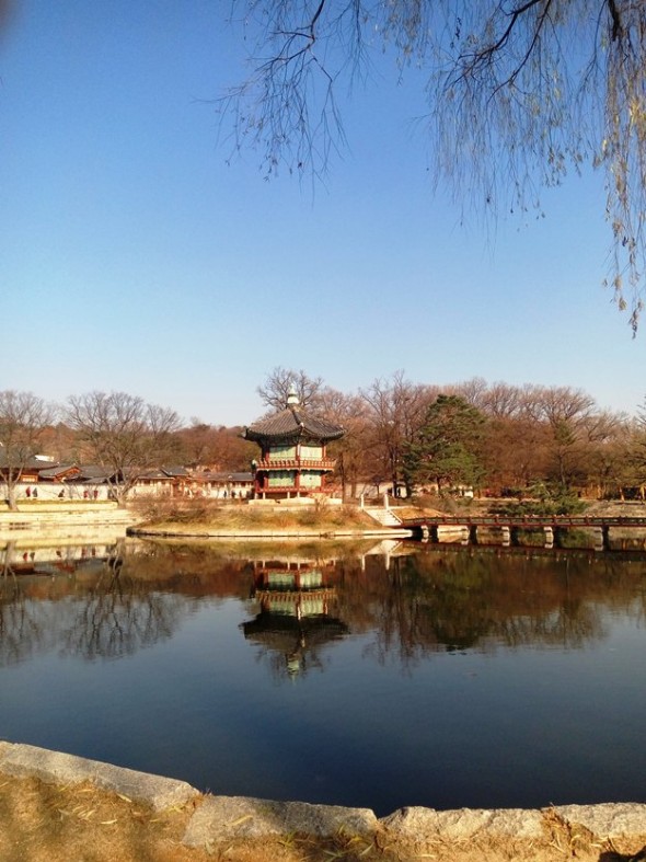 Korea istana kolam