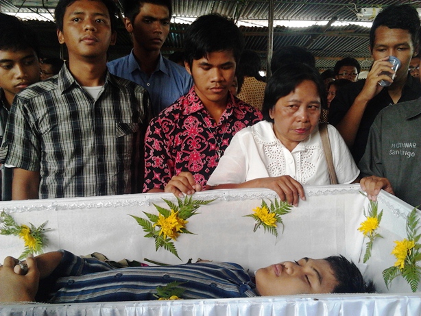 seminaris tewas kejatuhan pohon