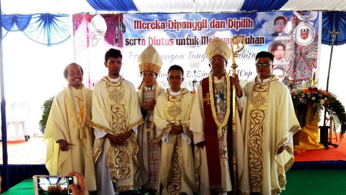 tahbisan SX saverian 8