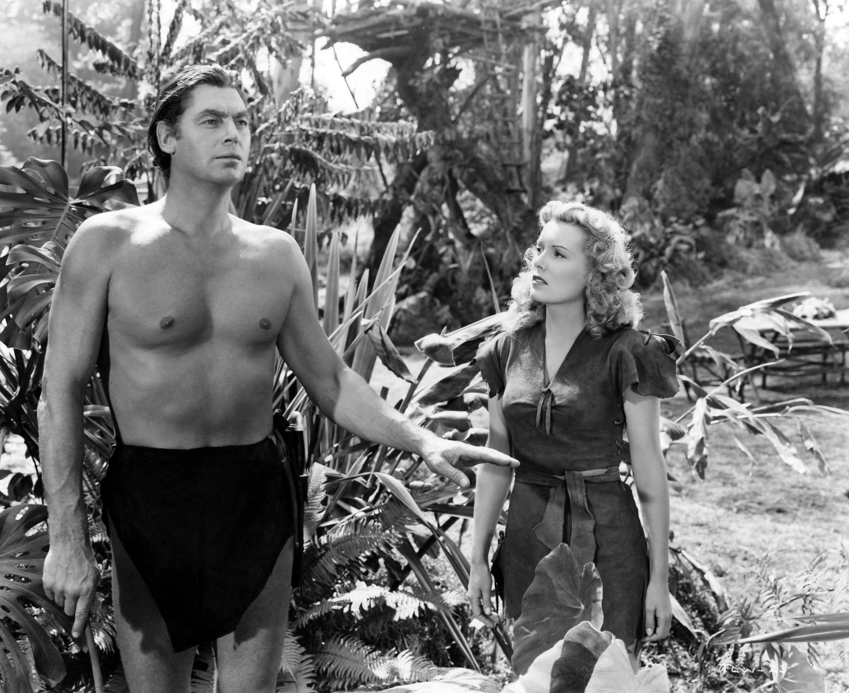 ...sosok Tarzan bersama kekasihnya Jane dalam film serial televisi bertitel...