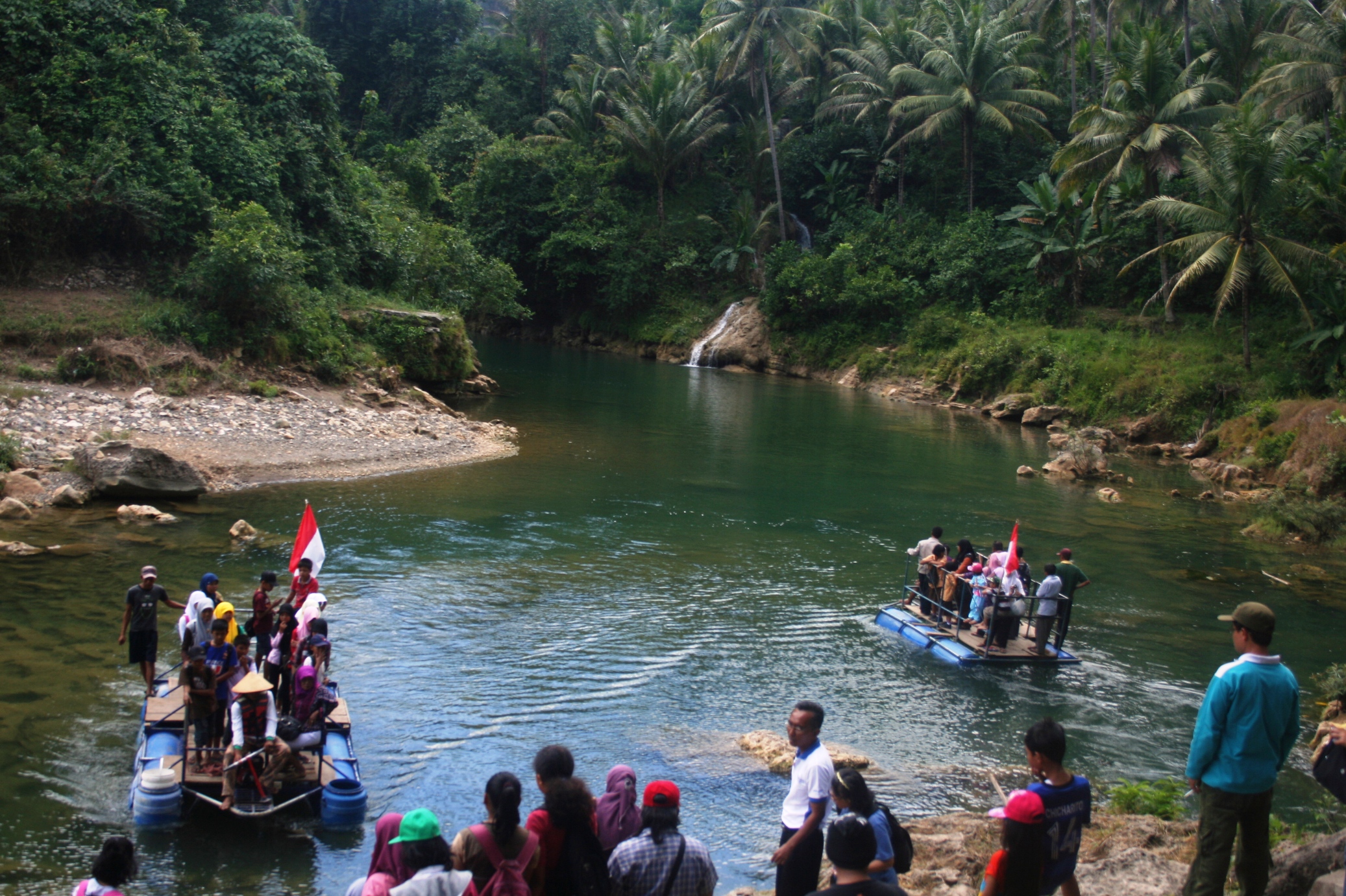 Wisata Alam Gunung Kidul Diy Air Terjun Srigethuk Di Wisata Alam Gunung Kidul Diy Air Terjun Srigethuk Di