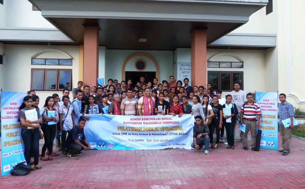 Ambon pelatihan foto bersama