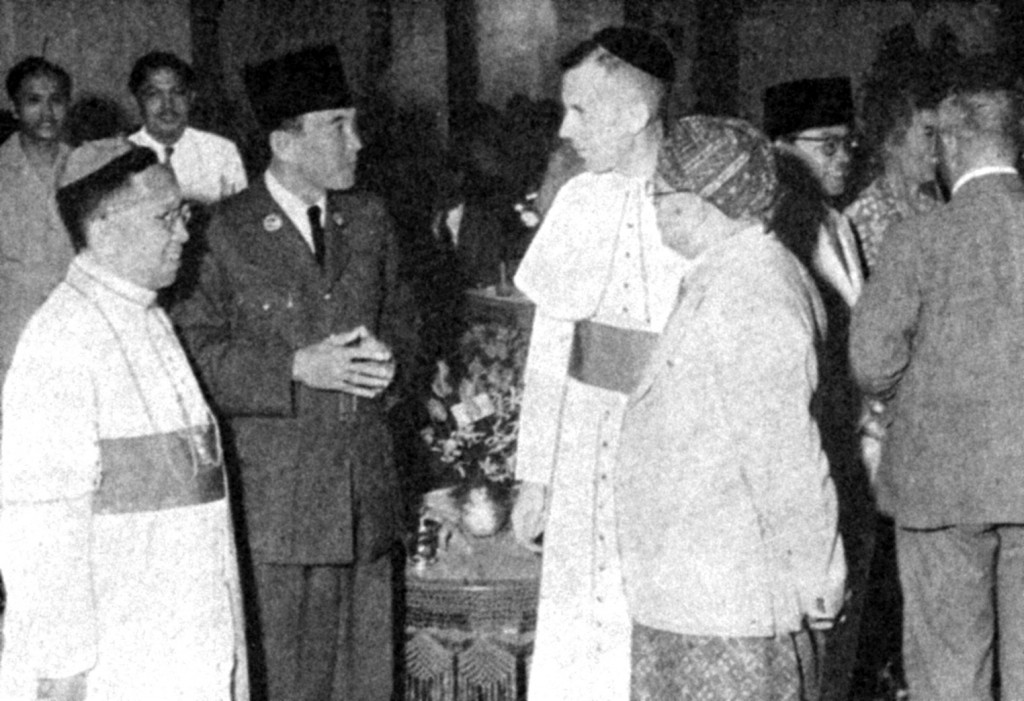 Mgr_Soegijapranata dan Presiden Sukarno