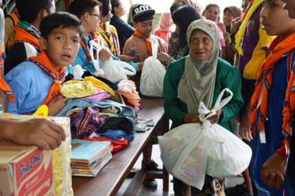 Pramuka Mengasah Kepeduliaan Sejak Dini Melalui Baksos