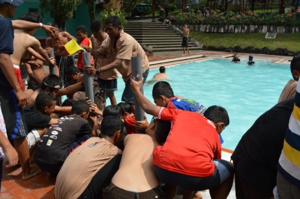 Pramuka Water Tank Yang Seru di Songgoriti