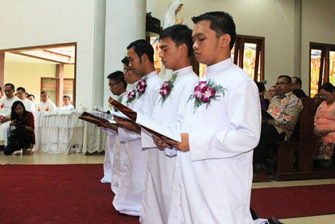 SCJ Para Novis Mengikrarkan Kaul Pertama1