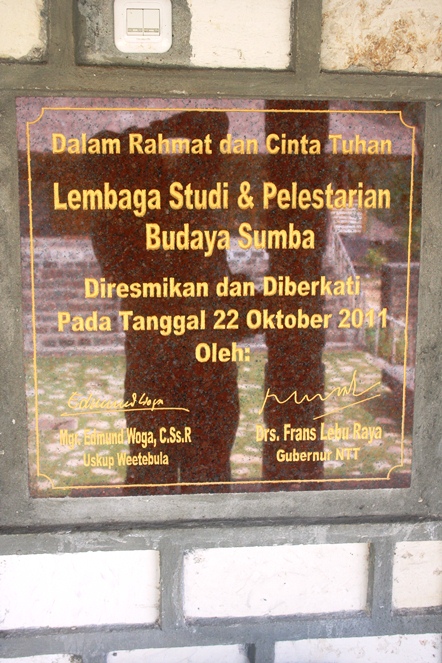 Rumah Budaya Sumba prasasti peresmian OK
