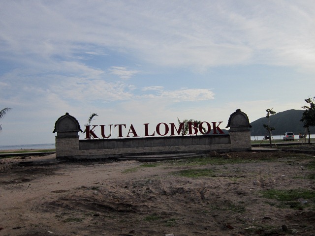 Pantai Kuta Lombok