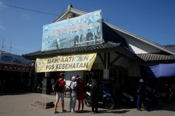 Pos penjualan tiket Pelabuhan Bangsal Lombok