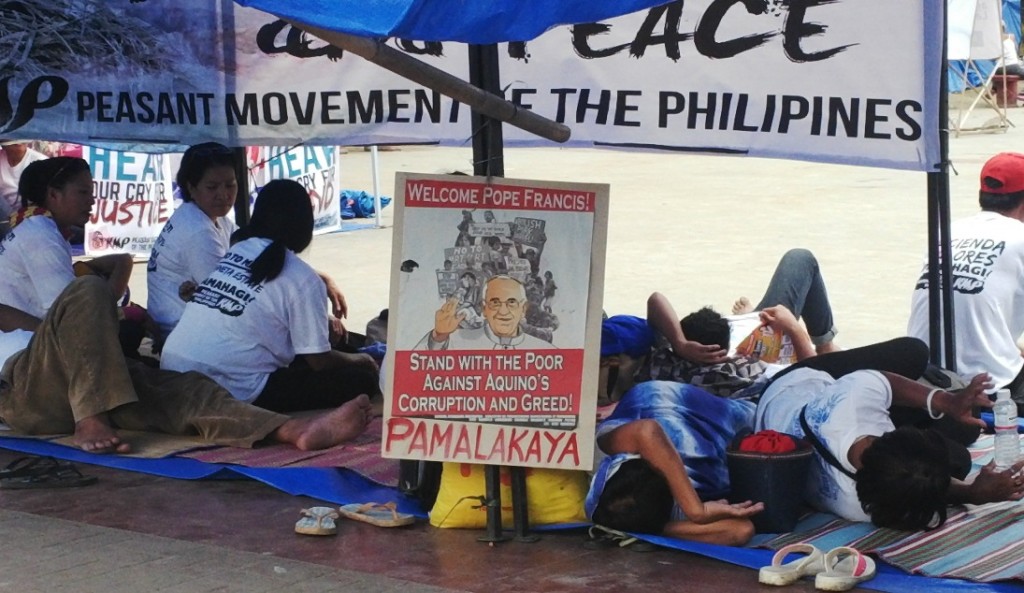 demo vs aquino