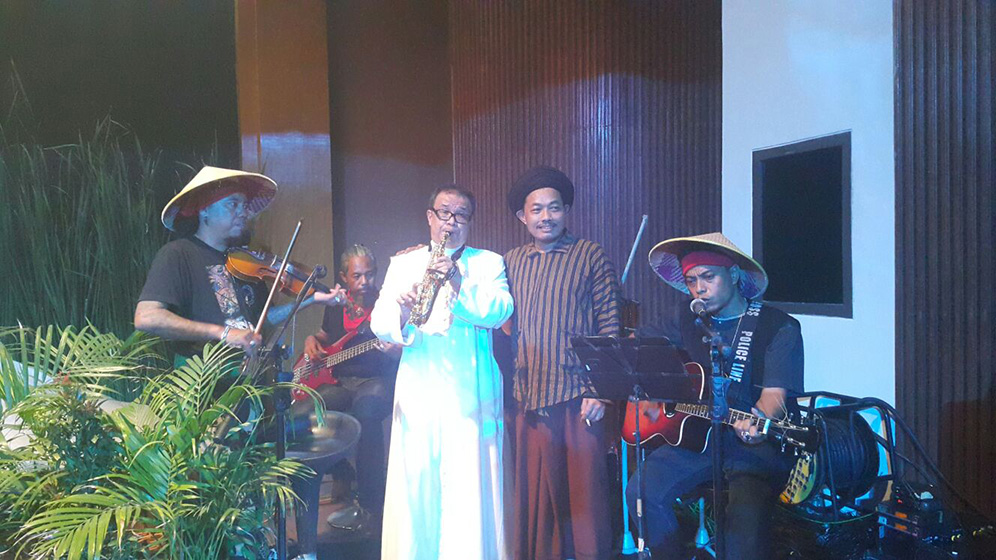 29 Agsts - Rm Aloysius - Puisi 1_3