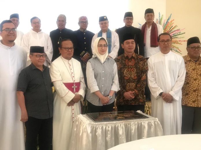 Walkot Tangsel Ny. Airin Rahmi Diany.