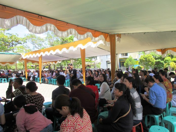 Pontianak - Paskahan bersama para guru dan karyawan yayasan Katolik 5