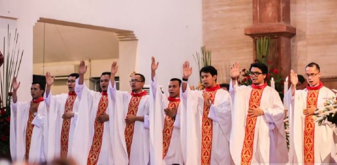 Tahbisan imam SJ 3
