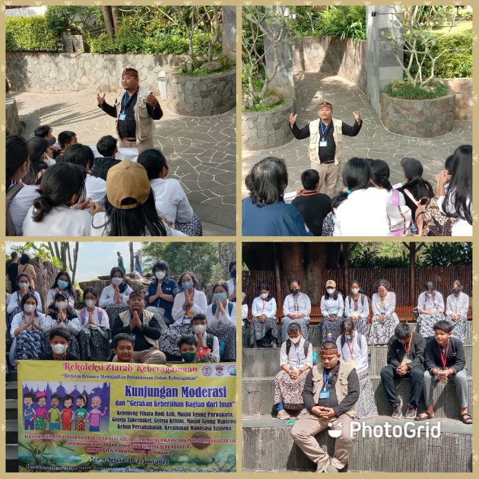 Ziarah Keberagaman Pelajar SMP Kabupaten Purwakarta Istimewa Ke Pertapaan Karmel Lembang, Bandung. (YB Sutarno).