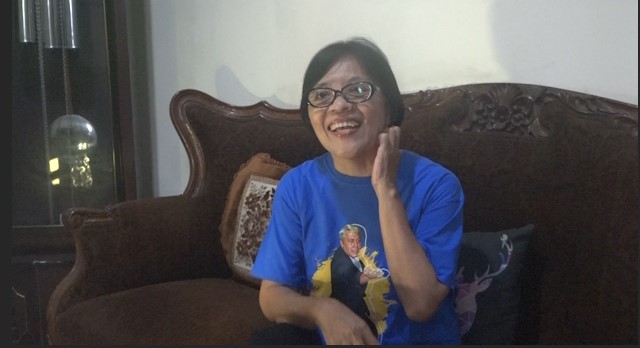 Wahyu Dramastuti, adik kandung almarhum Romo Sukamartoyo Hadiwijoyo Pr berkisah tentang riwayat hidup kakak sulungnya yang pernah menjadi frater MSF, jualan susu murni dan sewa tenda untuk jualan roti bakar di Alun-alun Lor Yogyakarta. (Mathias Hariyadi/Titch TV)
