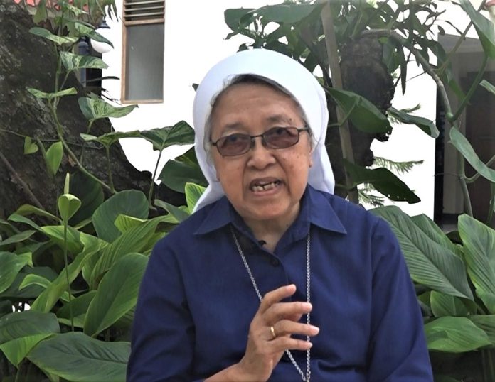 Sr. Elise CB, pentingnya cerewet untuk bina dan didik para seminaris dan frater calon imam di Timor Leste. (Titch TV Mathias Hariyadi)
