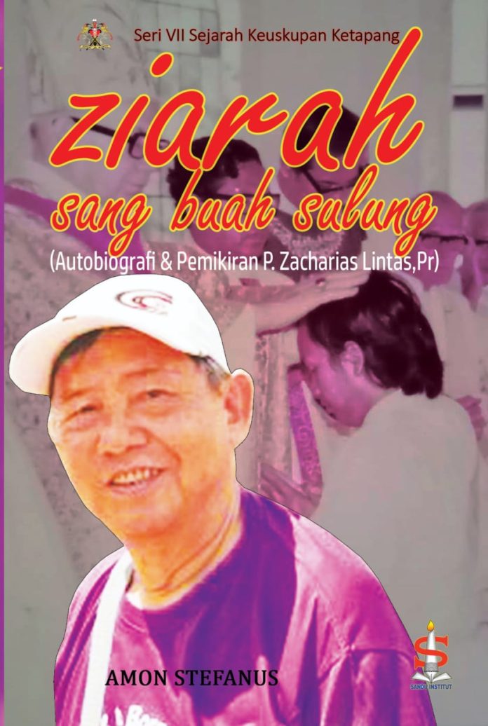 Buku tentang Pastor Zacharias Lintas Pr, imam diosesan pribumi Dayak pertama Keuskupan Ketapang. (Amon Stefanus)