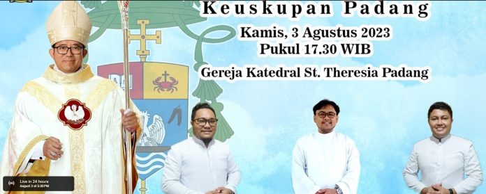 Tahbisan diakon di Gereja Katedral Padang untuk tiga frater. (Keuskupan Padang)