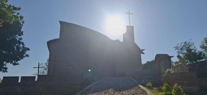 Gereja Santo Antonius Padua, Sasi, Kefamenanu, Timor, NTT.