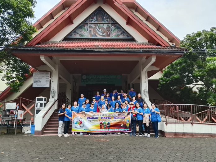 Ziarah Porta Sancta WKRI Paroki Pekalongan ke Solo 4