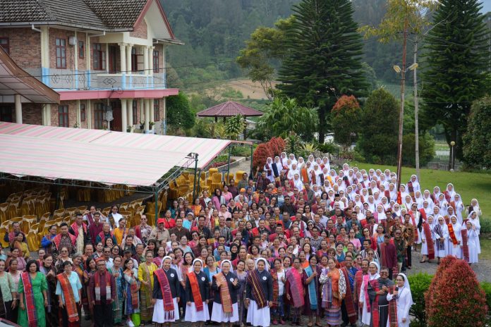 Pertemuan Keluarga para suster Kongregasi FSE dalam rangka sambut perayaan 100 tahun kehadiran dan karya FSE di Indonesia. (Kongregasi Suster-suster FSE Medan) ok