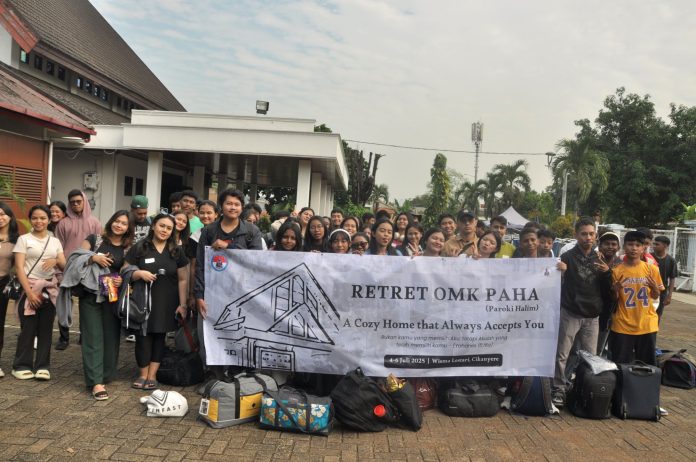 Sejumlah OMK Paroki Halim Perdana Kusuma (PAHA) mengikuti program Ret-Ret di Cikanyere, Puncak, awal Juli 2025. Ini merupakan kegiatan acara di luaran pertama pasca Covid-19. (Angelina Mega)