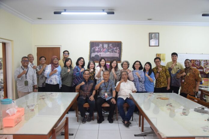 Foto 1 -Lokakarya yang mengundang lembaga pendidikan, organisasi, Rumah Sakit Katolik serta KongregasiTarekat di Wisma KWI Kemiri, Jakarta Pusat, 7-8 Mei 2026. ok