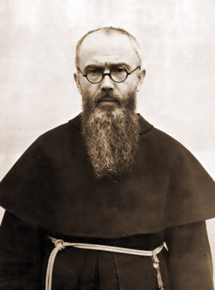 Pastor Maximilianus Kolbe kira-kira di tahun 1936. Ia seorang Fransiskan Konventual yang meninggal di Kamp Konsentrasi NAZI di Auswitch. (Wiki)